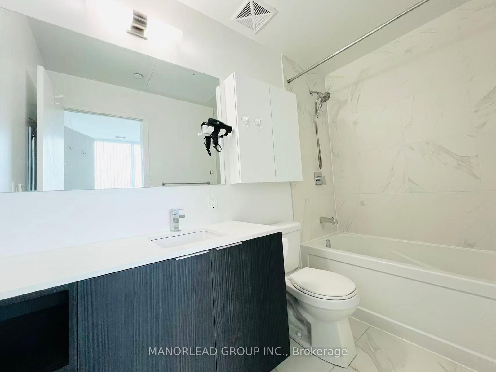 31 Tippett Road, Unit 109 - Photo 14