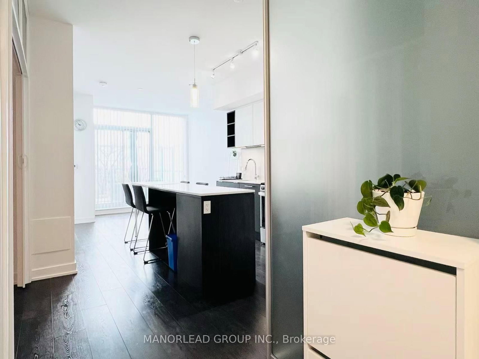 31 Tippett Road, Unit 109 - Photo 4