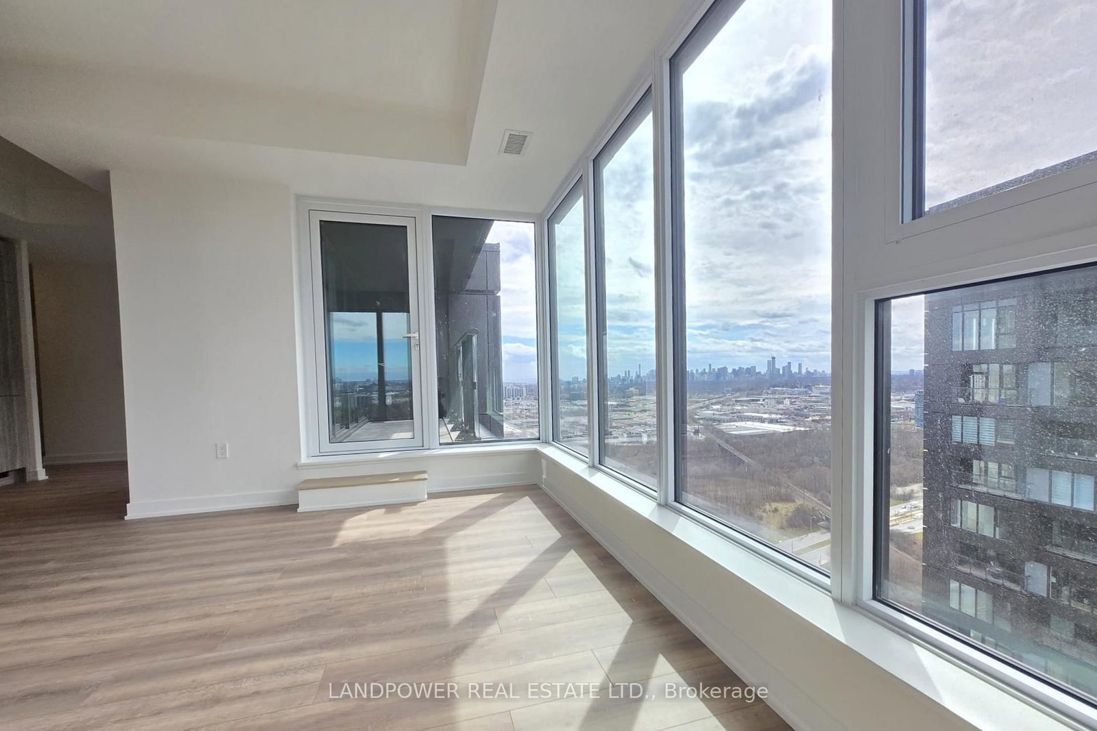 1 Quarrington Lane, Unit 3307 - Photo 2