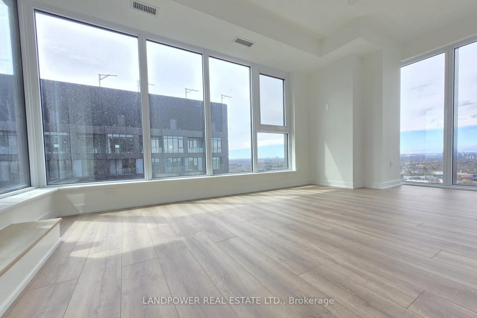 1 Quarrington Lane, Unit 3307 - Photo 4