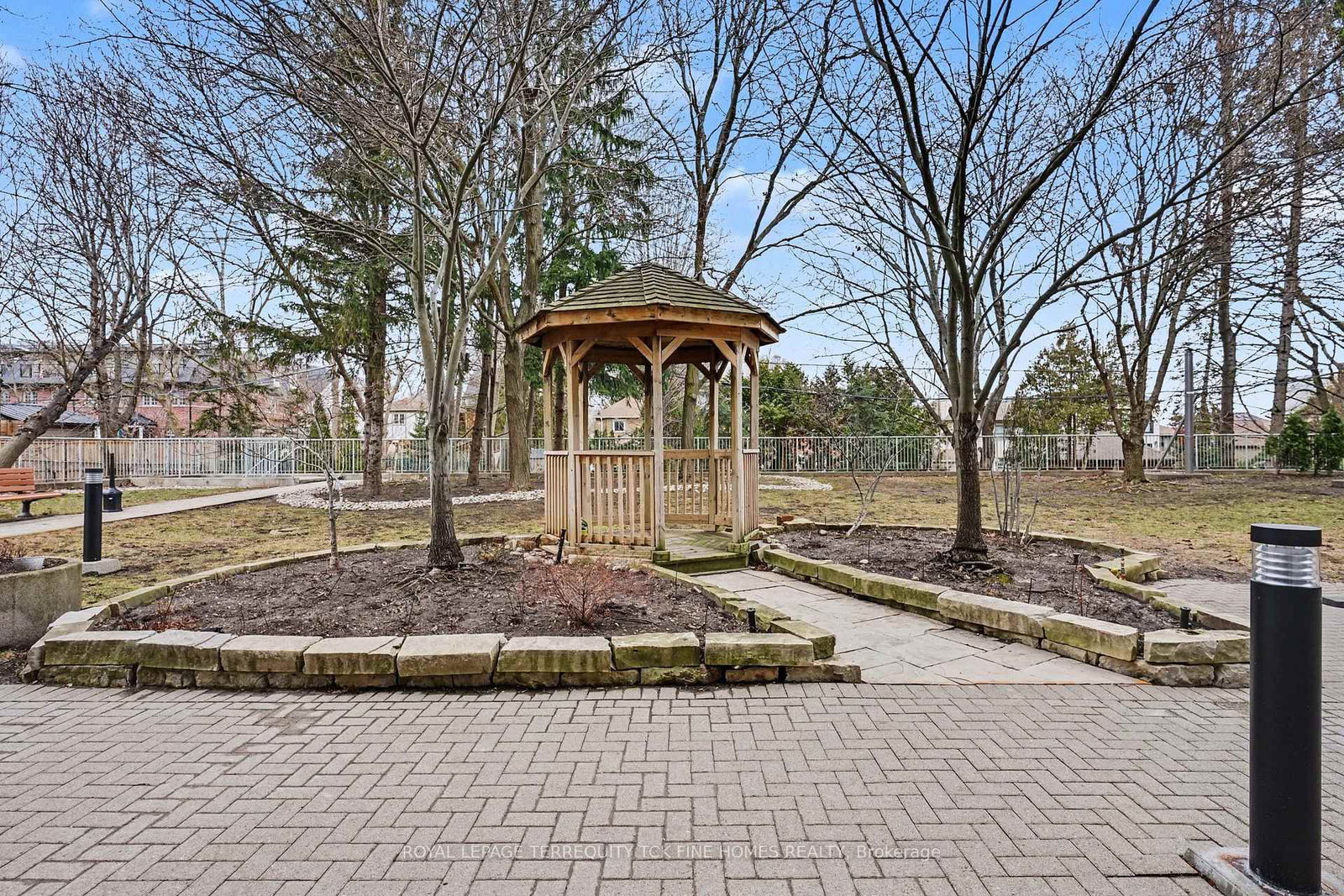 Condo for sale at 1009-398 Eglinton Avenue, Toronto, Ontario, M4P 3H8 - Mount Pleasant East - MLS: C13009670