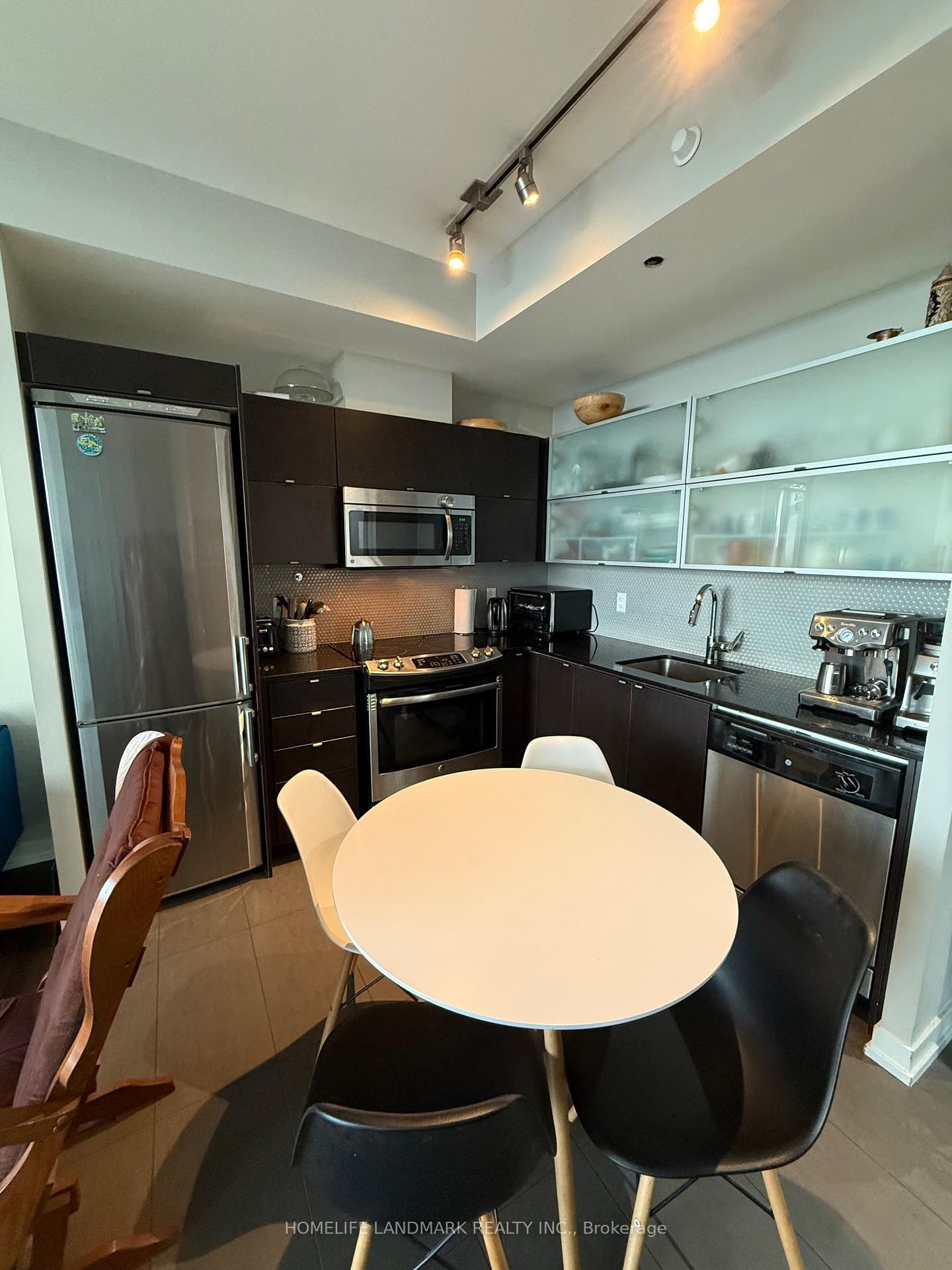 170 Fort York Boulevard, Unit 1911 - Photo 14