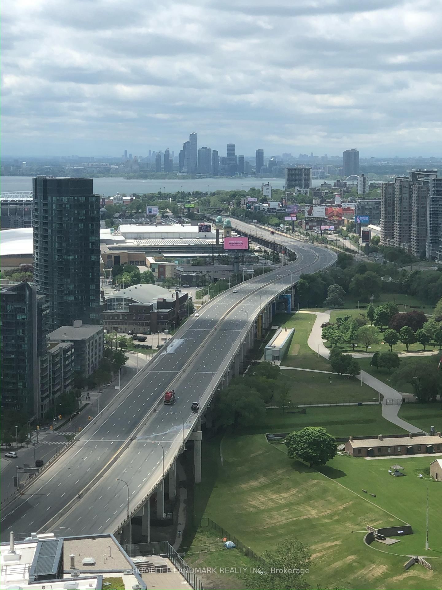 170 Fort York Boulevard, Unit 1911 - Photo 5