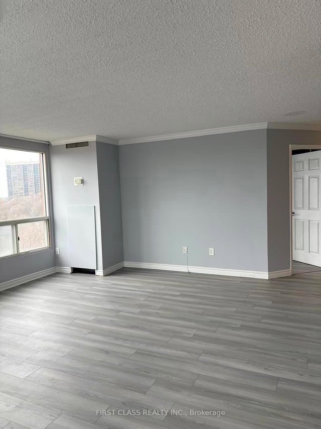 701 - 7 Concorde Place