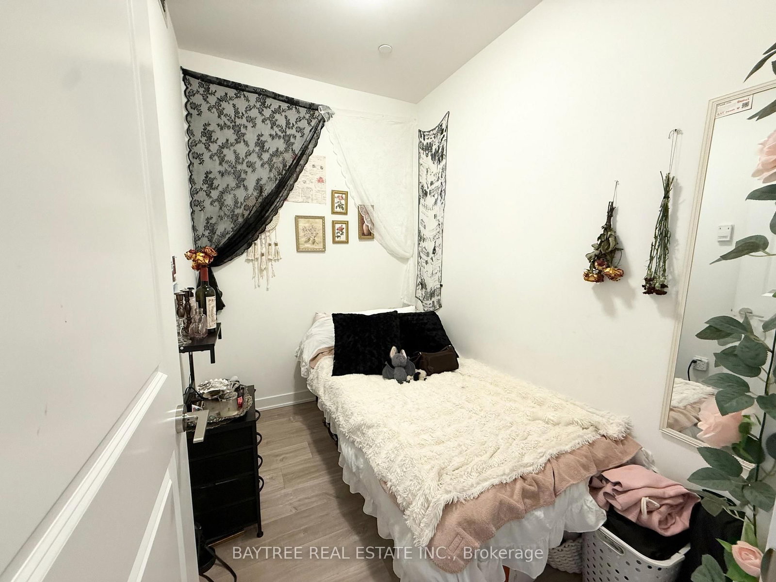 100 Dalhousie Street, Unit 203 - Photo 17