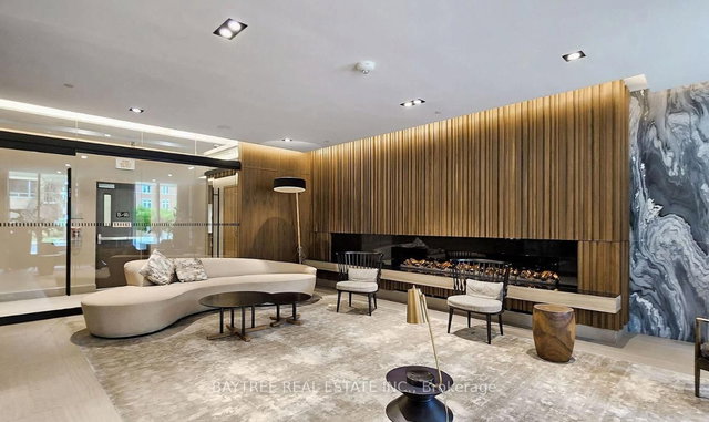 1613 - 125 Redpath Avenue