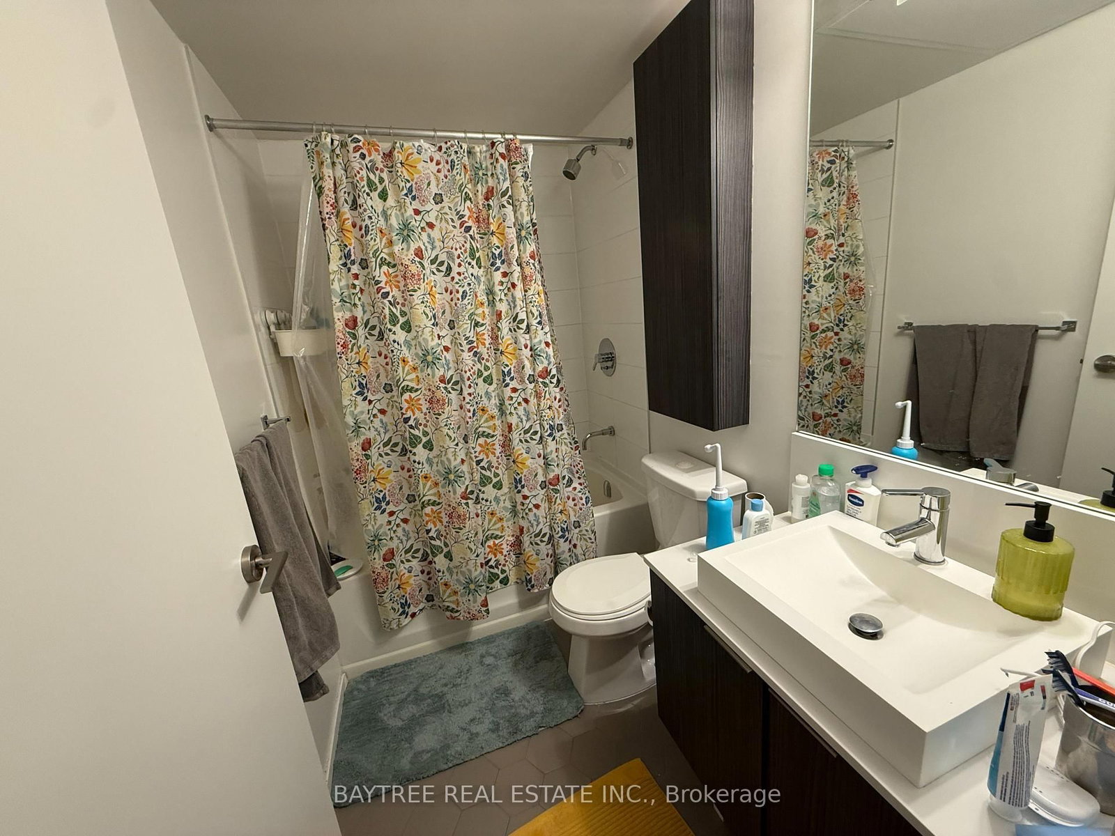 68 Shuter Street, Unit 606 - Photo 15