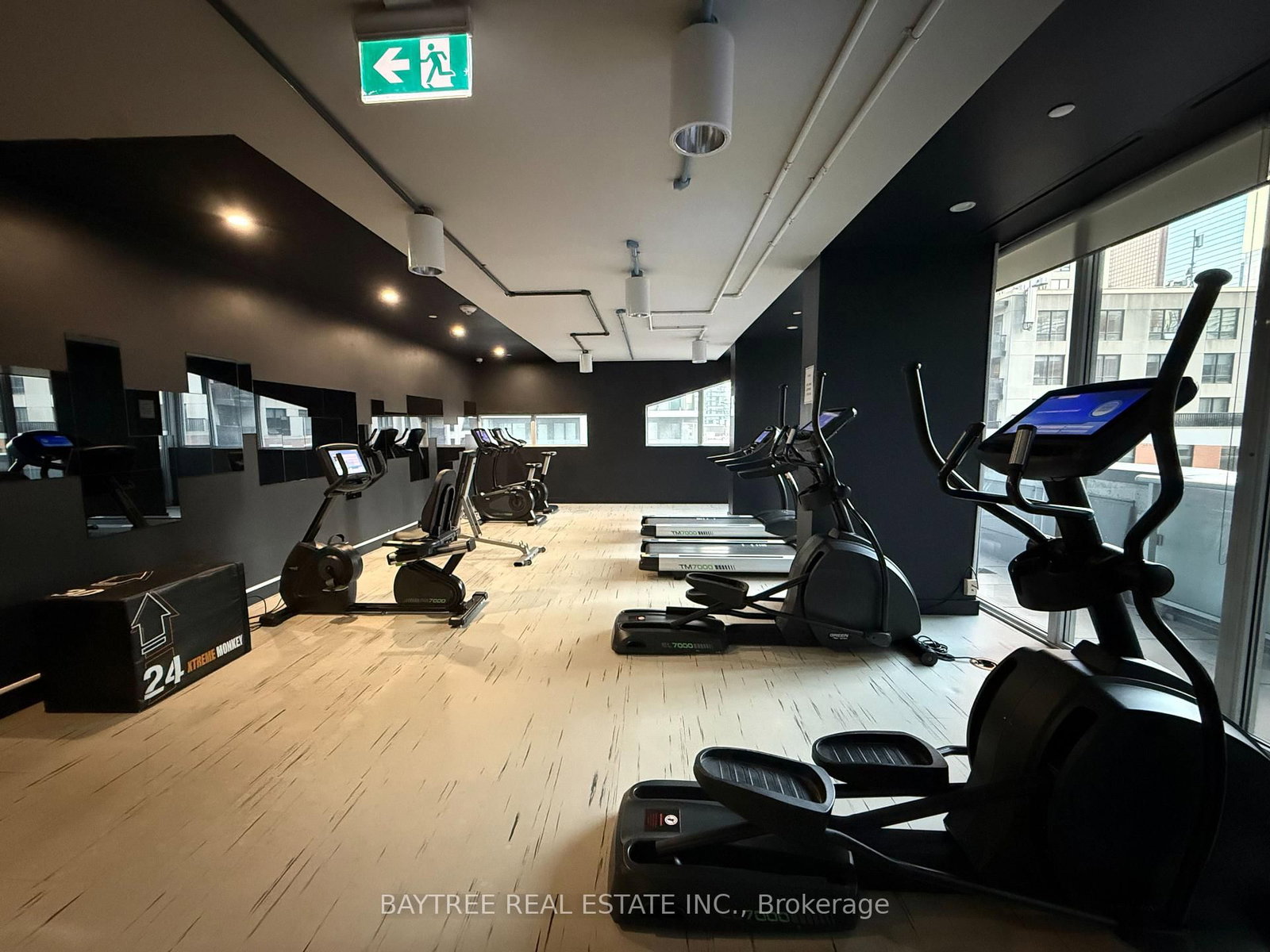 68 Shuter Street, Unit 606 - Photo 6