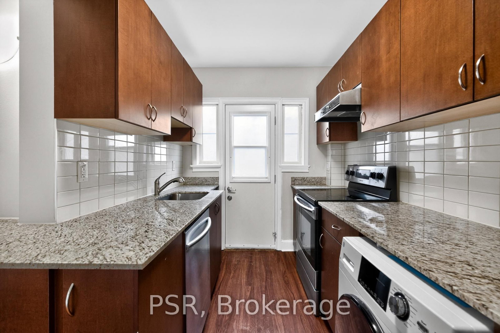 1365 Bayview Avenue, Unit L03 - Photo 15
