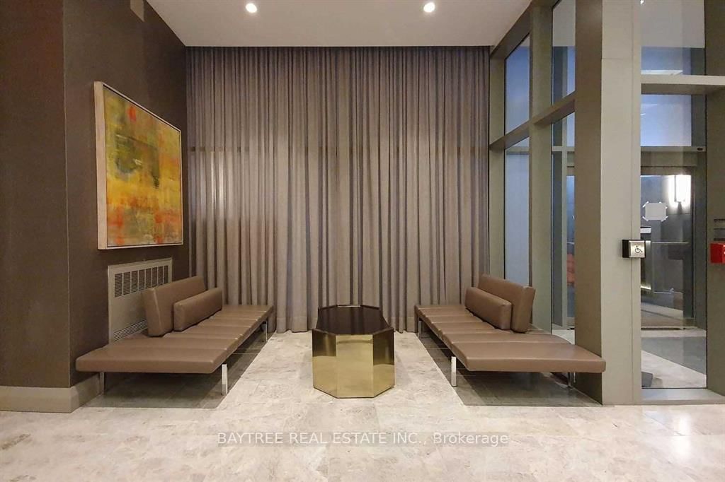 155 Yorkville Avenue, Unit 920 - Photo 10