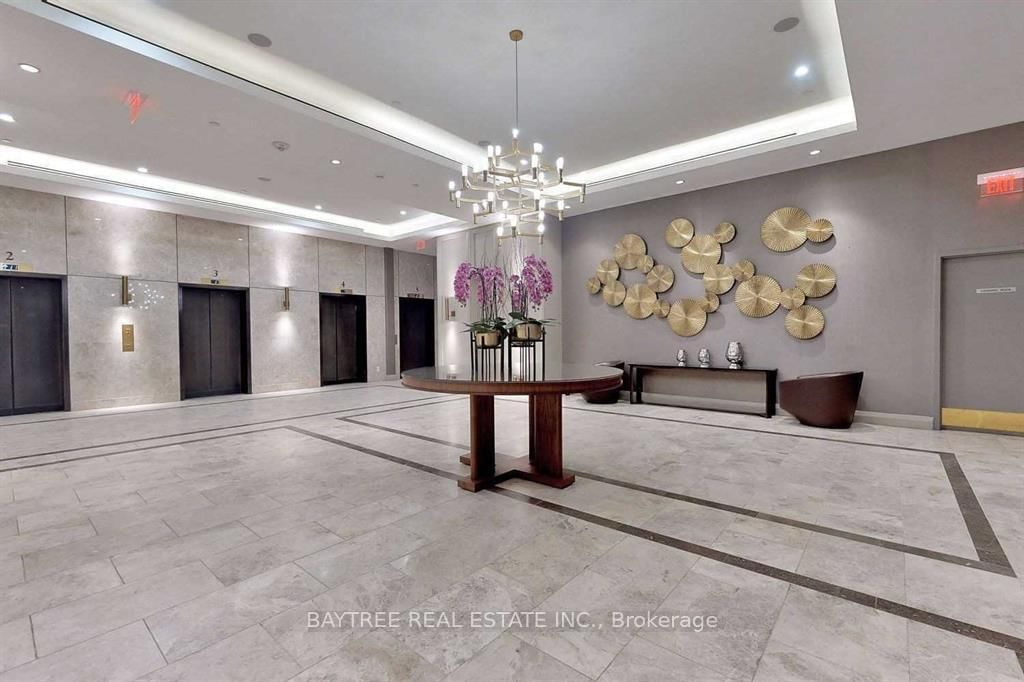 155 Yorkville Avenue, Unit 920 - Photo 9