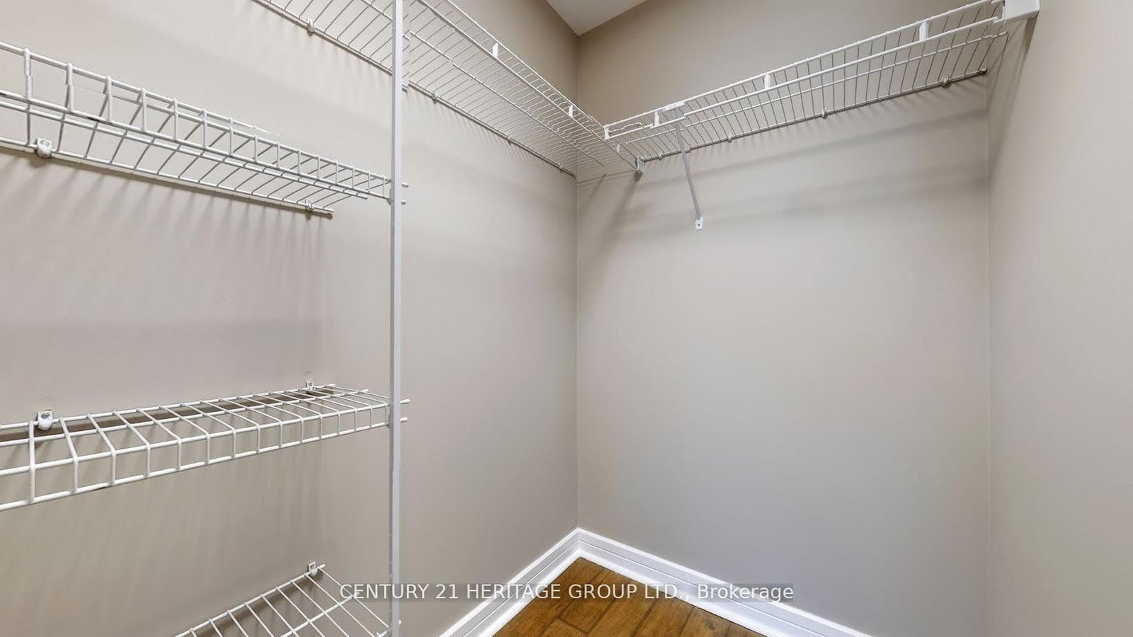 1 Avondale Avenue, Unit 910 - Photo 23