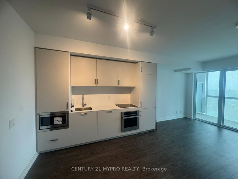 home for lease on 2105-88 Queen Street E