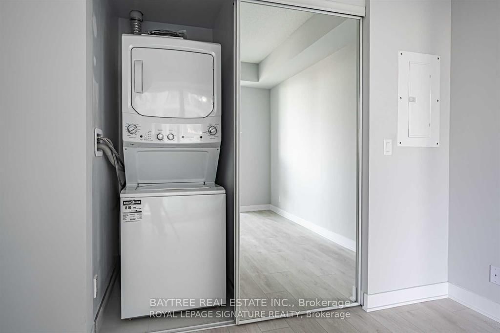 2221 Yonge Street, Unit 4006 - Photo 12