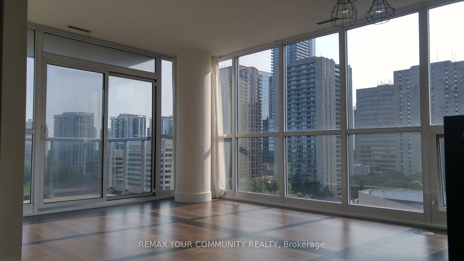 88 Sheppard Avenue, Unit 1105 - Photo 4