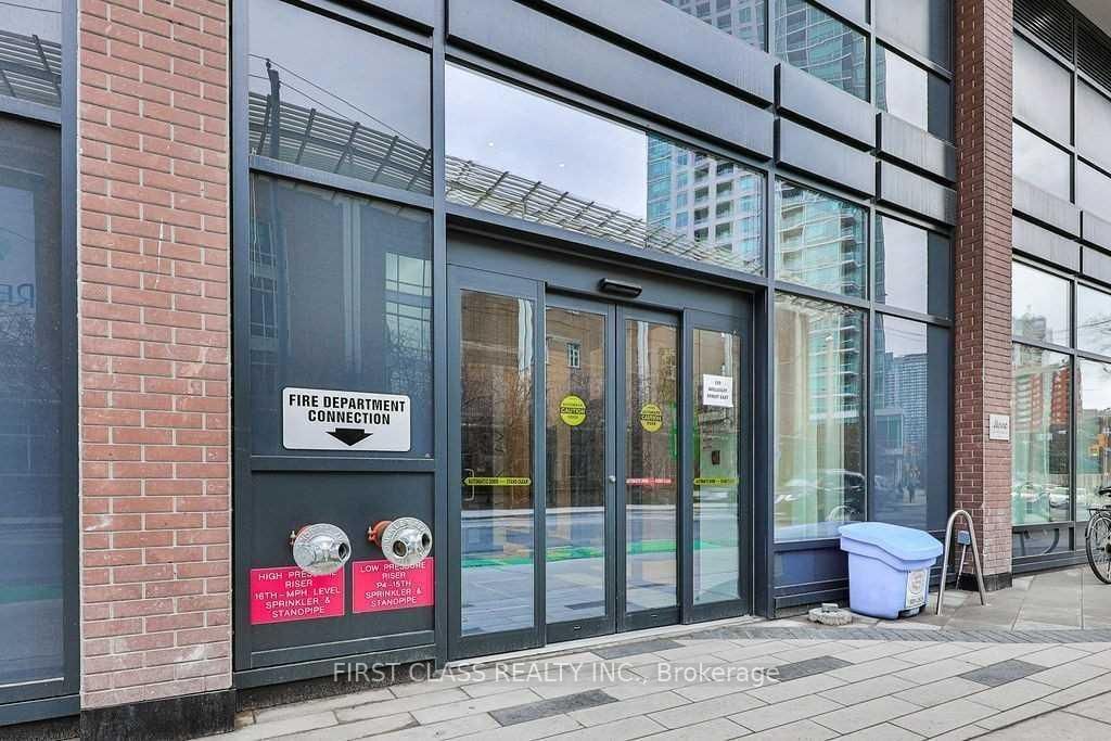 159 Wellesley Street E, Unit 2011 - Photo 3