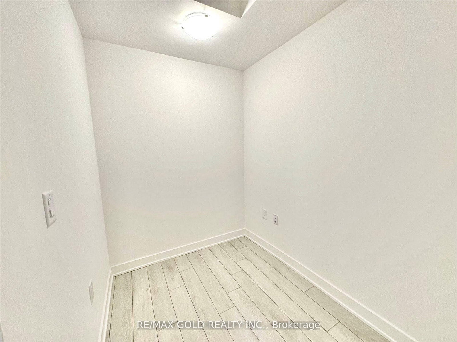 195 redpath Avenue, Unit 3301 - Photo 19