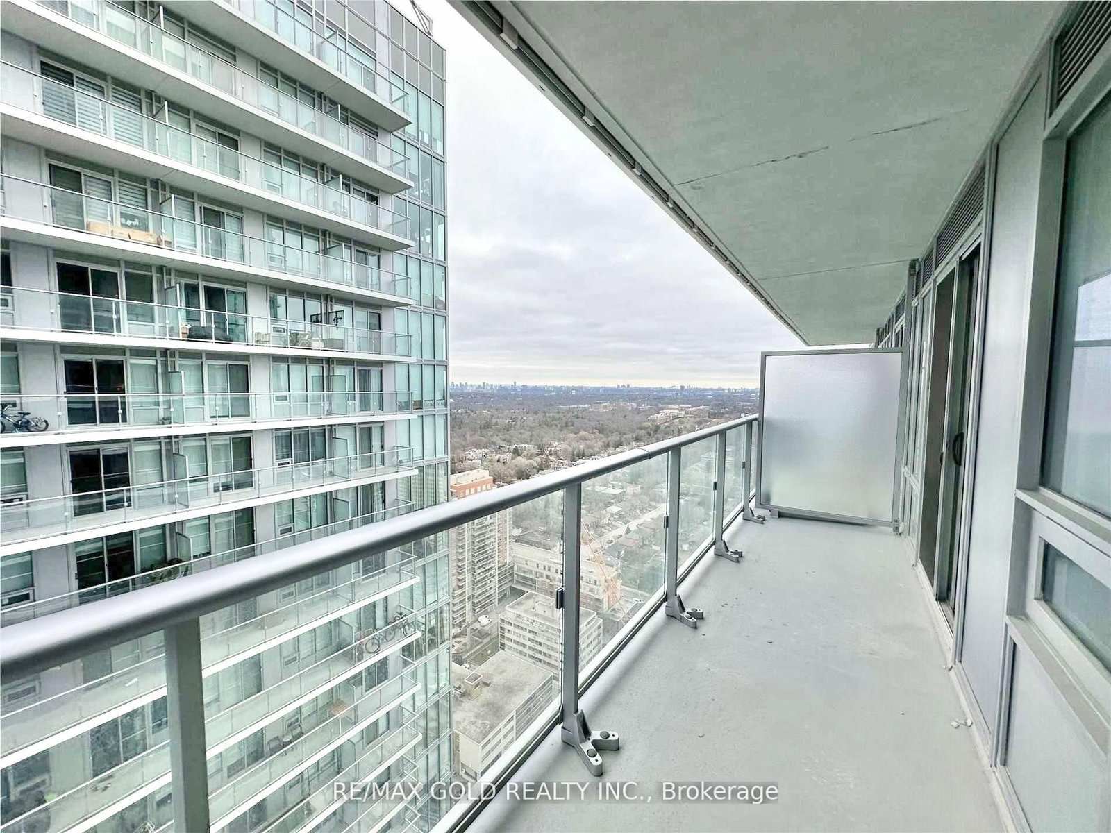 195 redpath Avenue, Unit 3301 - Photo 23