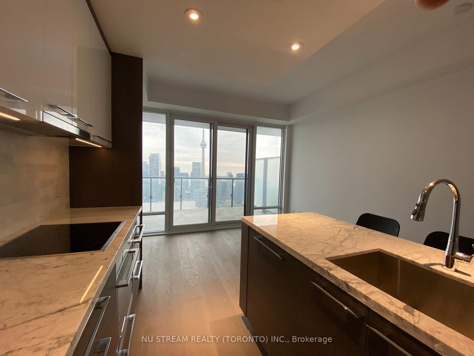 488 University Avenue, Unit 4509 - Photo 11