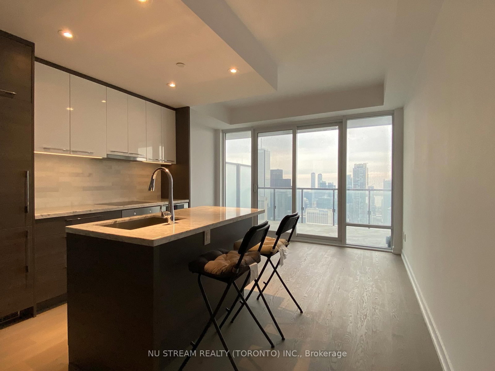 488 University Avenue, Unit 4509 - Photo 15