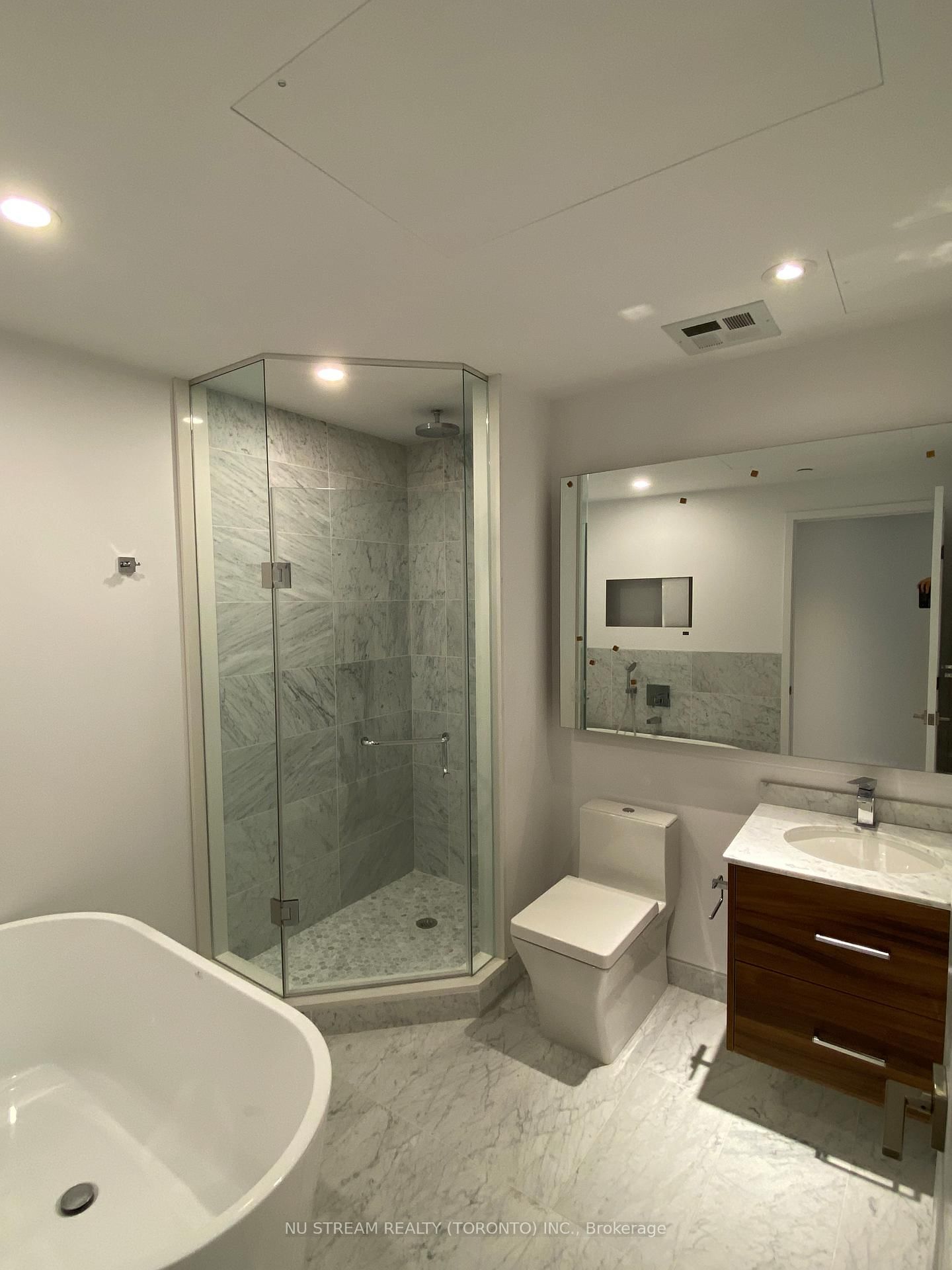 488 University Avenue, Unit 4509 - Photo 7