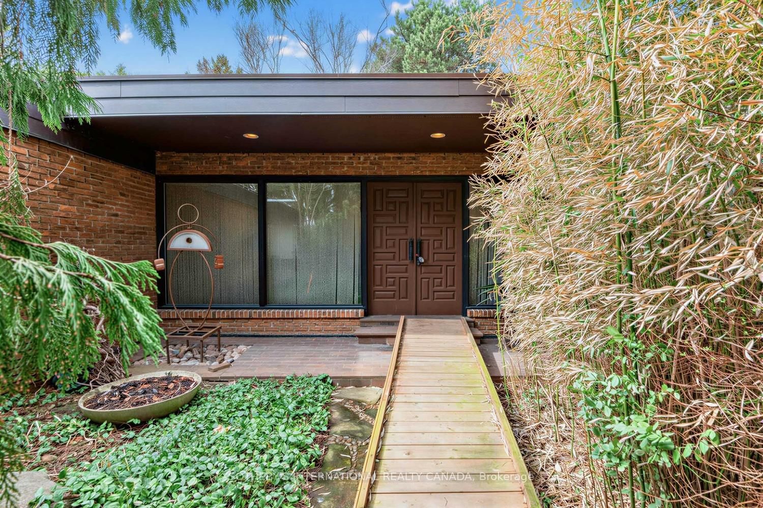 Property at 16 Royal Oak