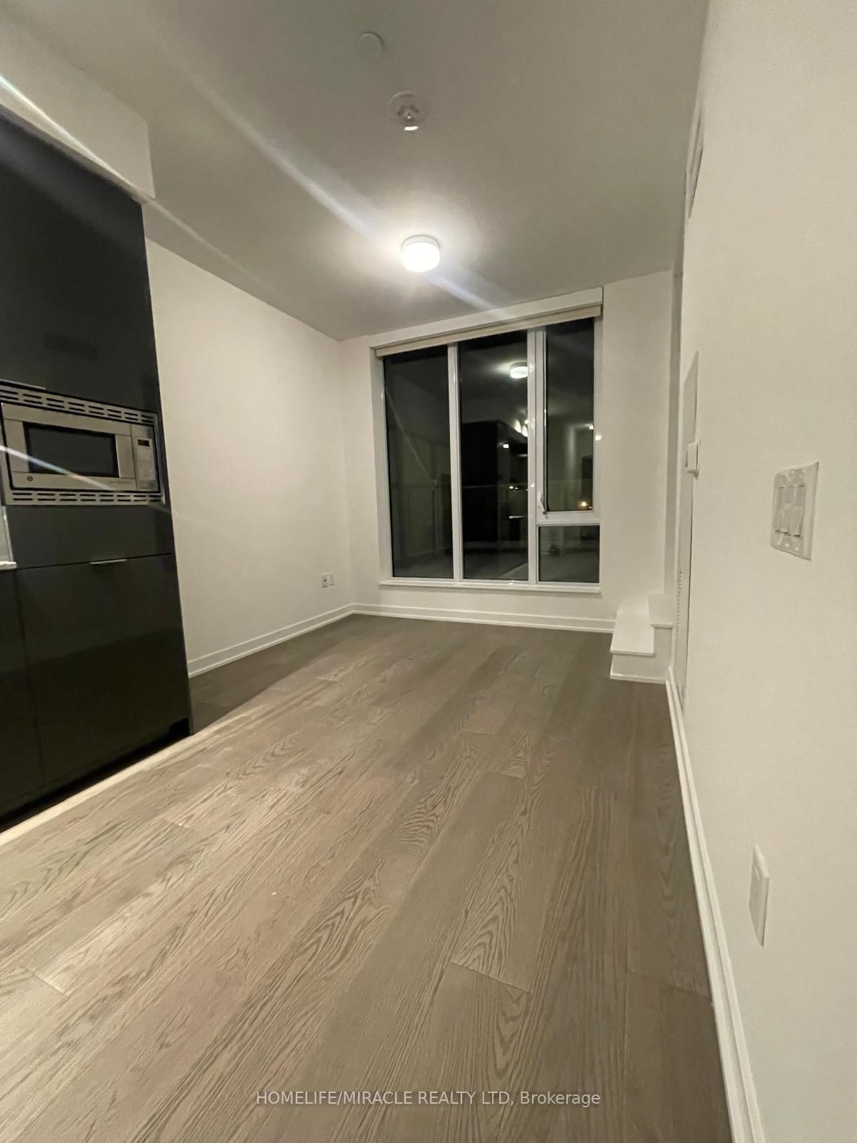 20 O'Neill Road, Unit 235 - Photo 8