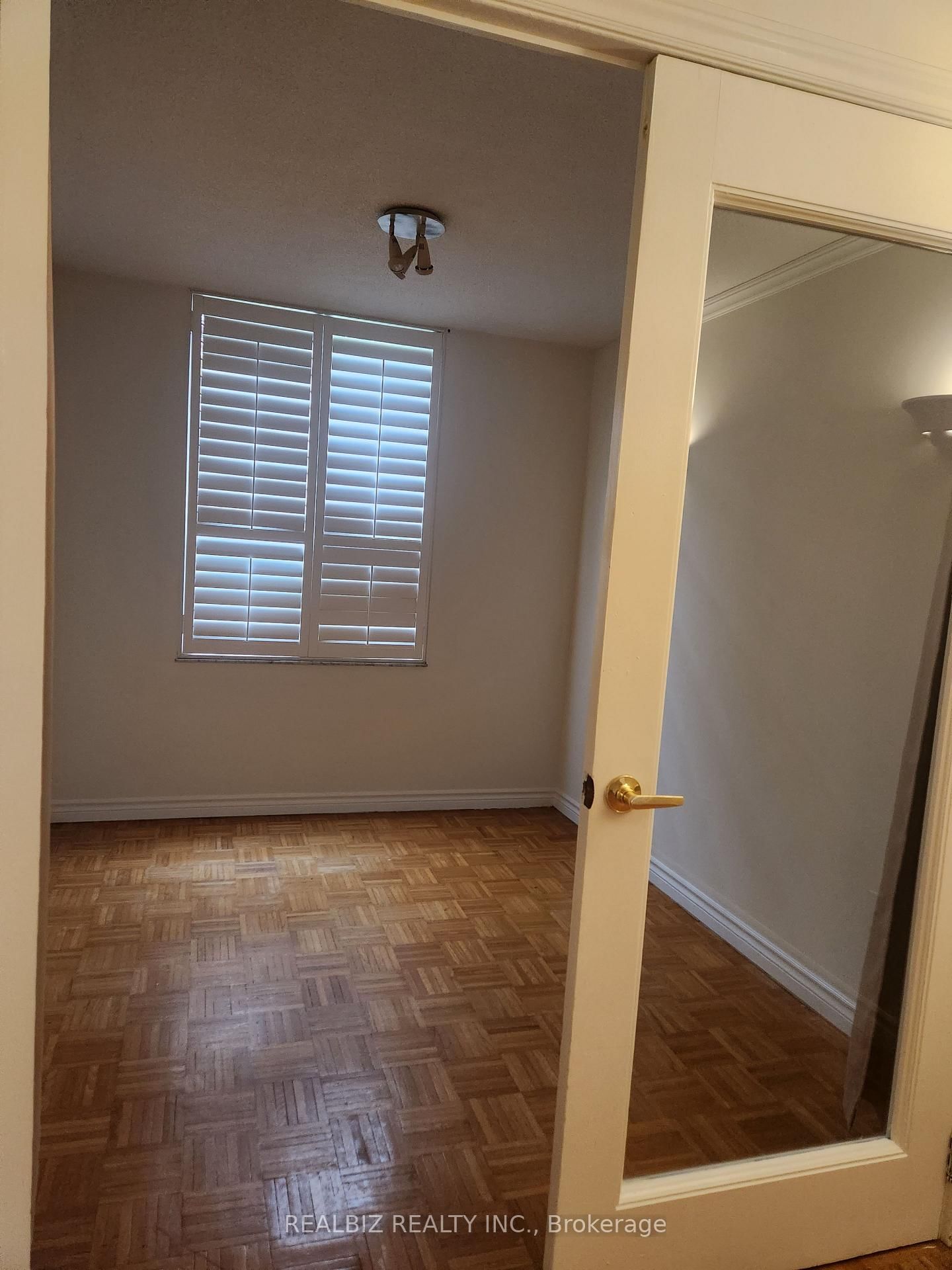 5 Shady Golfway, Unit 110 - Photo 6