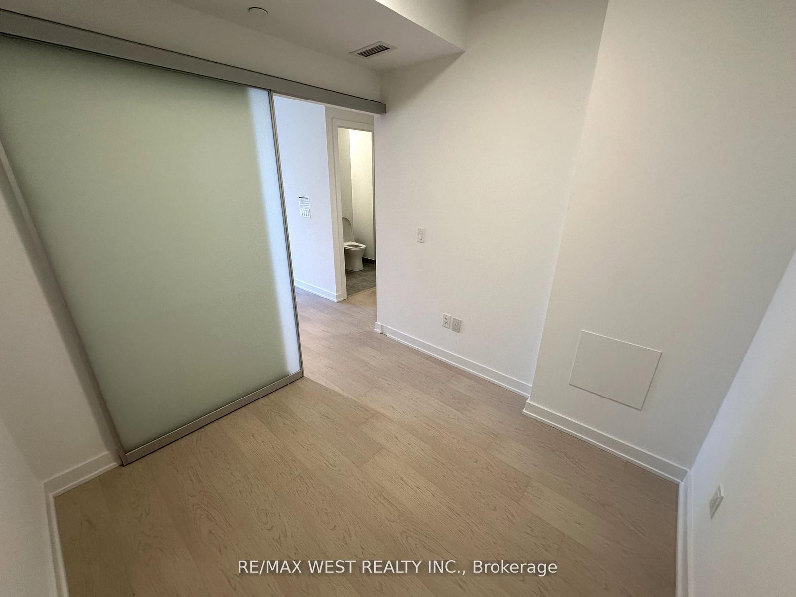 252 Church Street, Unit 1105 - Photo 13