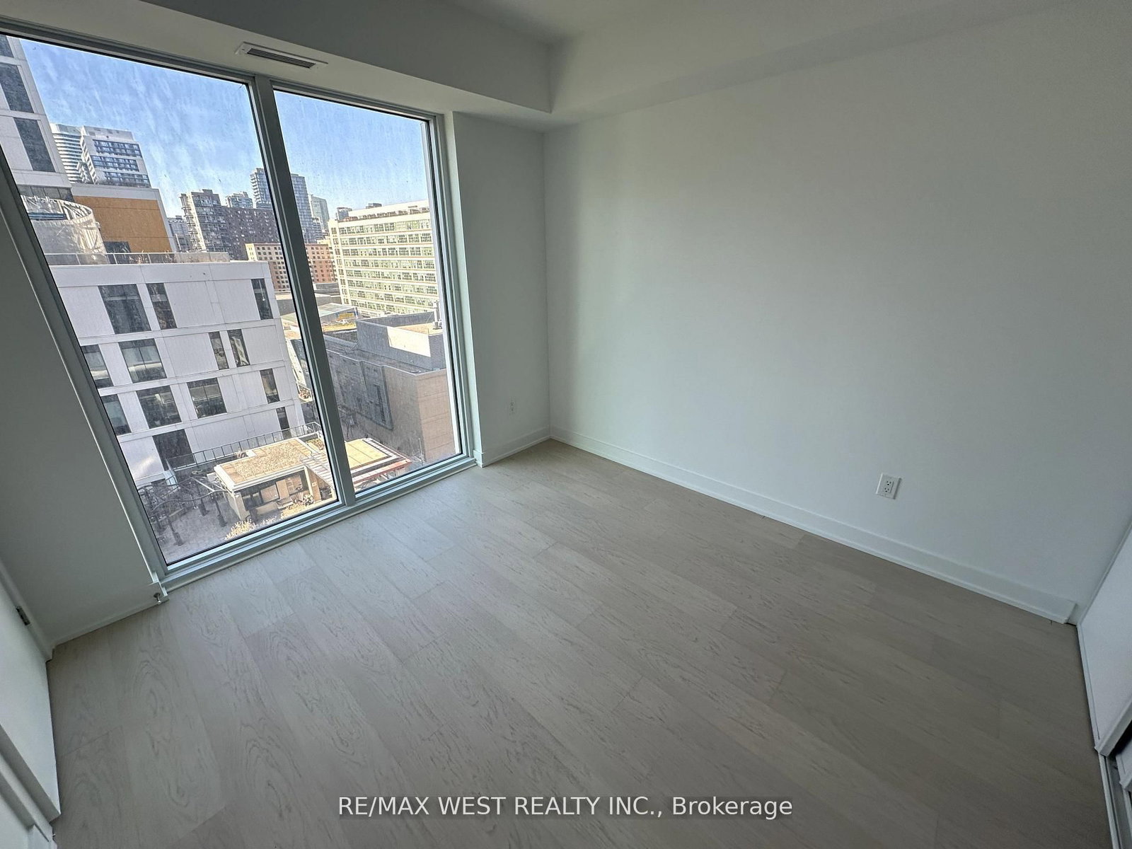 252 Church Street, Unit 1105 - Photo 9