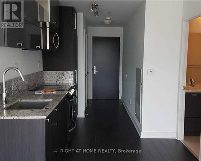 1003-290 Adelaide Street West, Toronto, Ontario image-0-1