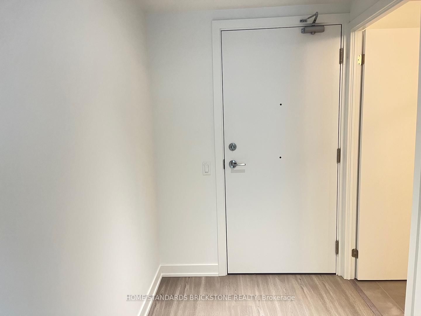 8 Wellesley West Street, Unit 4005 - Photo 12