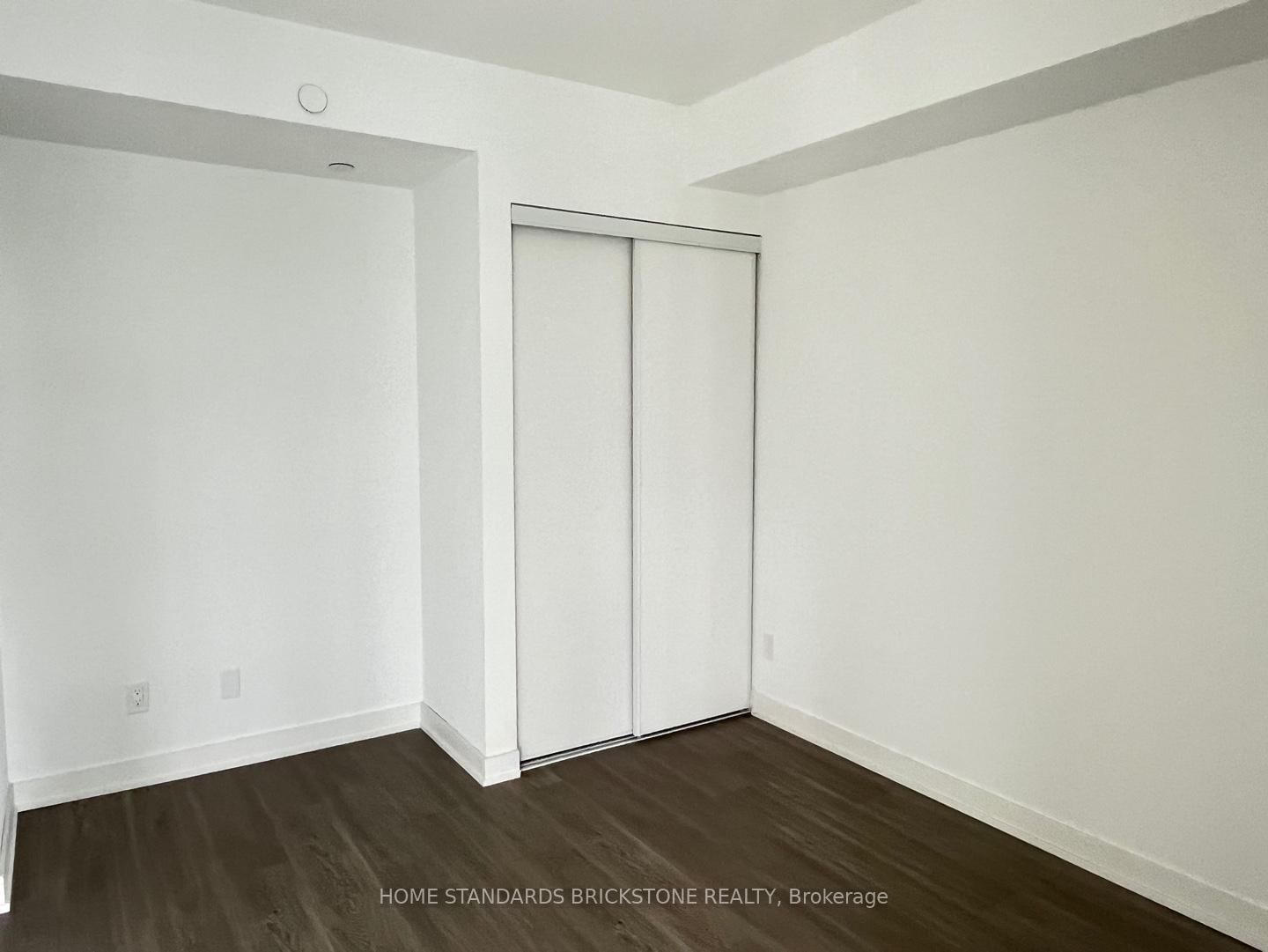 8 Wellesley West Street, Unit 4005 - Photo 17