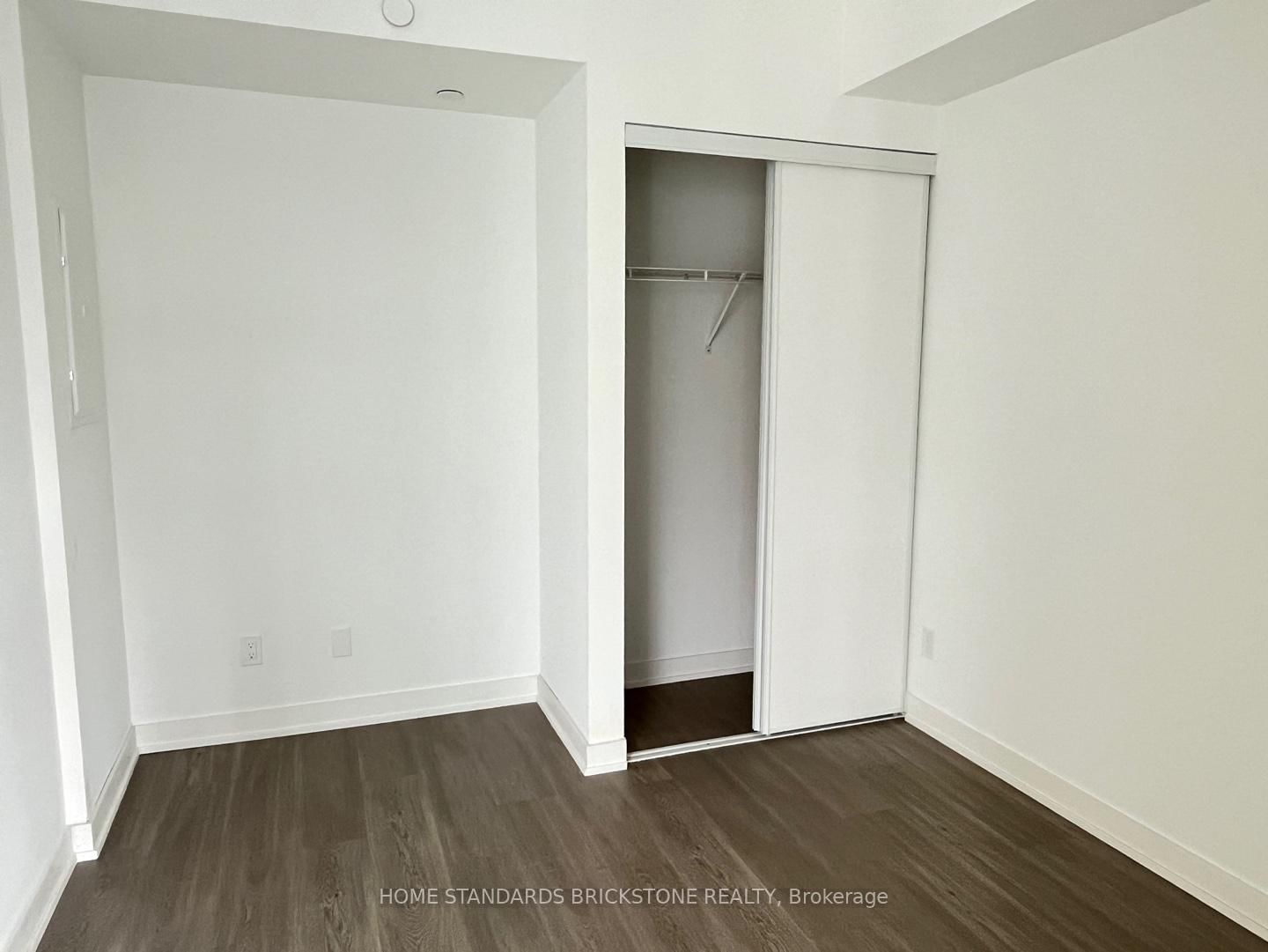 8 Wellesley West Street, Unit 4005 - Photo 18