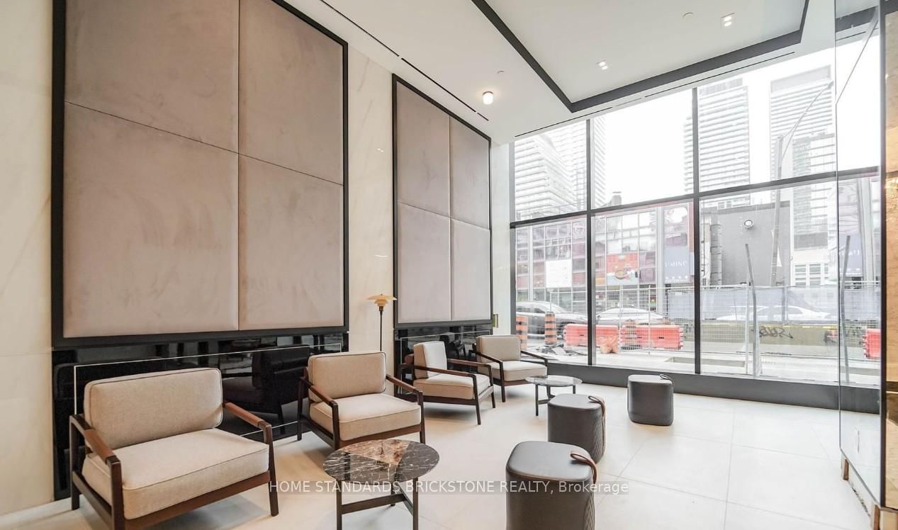 8 Wellesley West Street, Unit 4005 - Photo 2