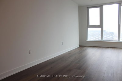 1708-5 Quarrington Lane, Toronto, Ontario image-0-4