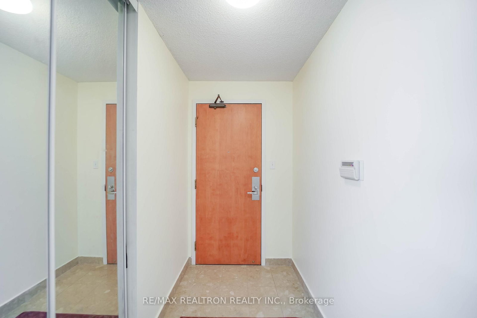 256 Doris Avenue, Unit 511 - Photo 11