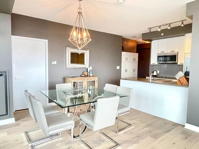 2704-295 Adelaide Street West, Toronto, Ontario image-0-4