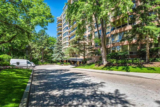 902 - 3181 Bayview Avenue