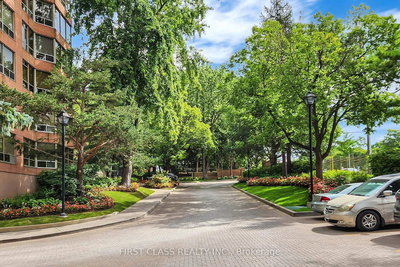 902-3181 Bayview Avenue, Toronto, Ontario image-0-3