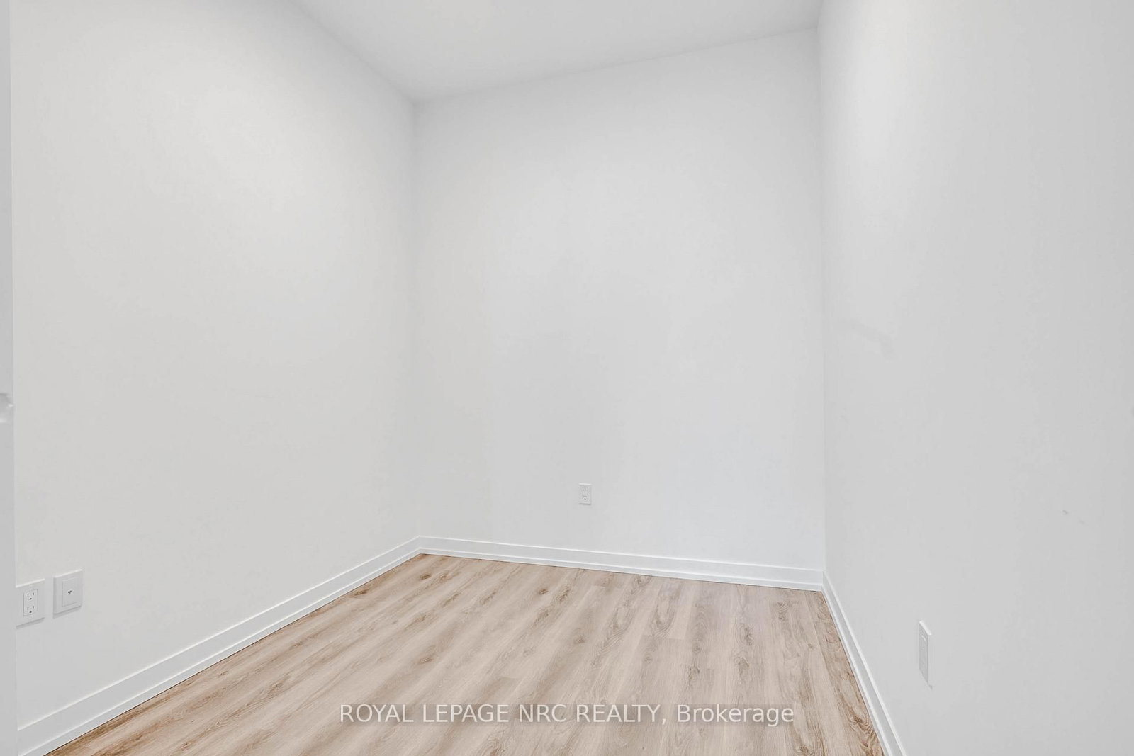 138 Downes Street, Unit 6908 - Photo 11