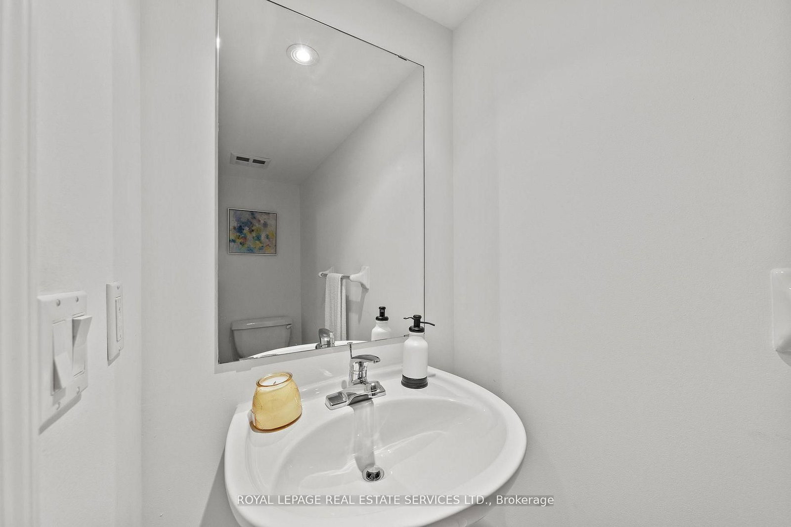 18 Wanless Avenue, Unit 606 - Photo 20