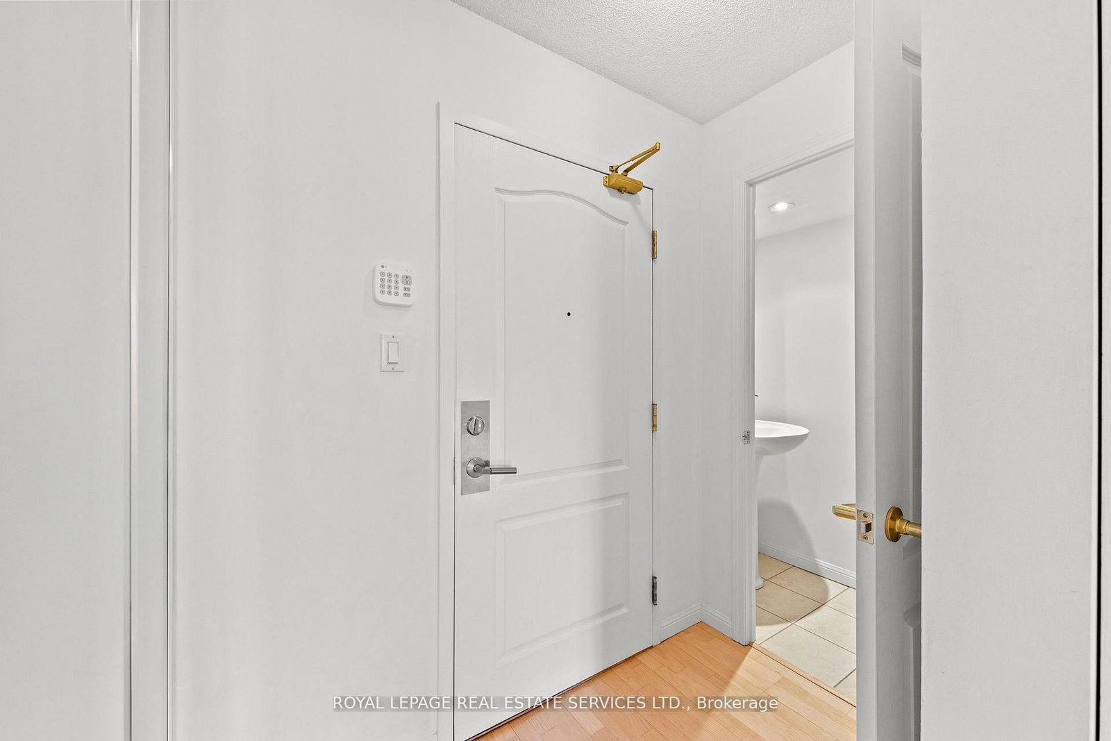 18 Wanless Avenue, Unit 606 - Photo 5