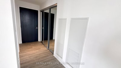 2808-65 Broadway Avenue, Toronto, Ontario image-0-3