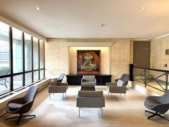 2510 - 225 Davisville Avenue