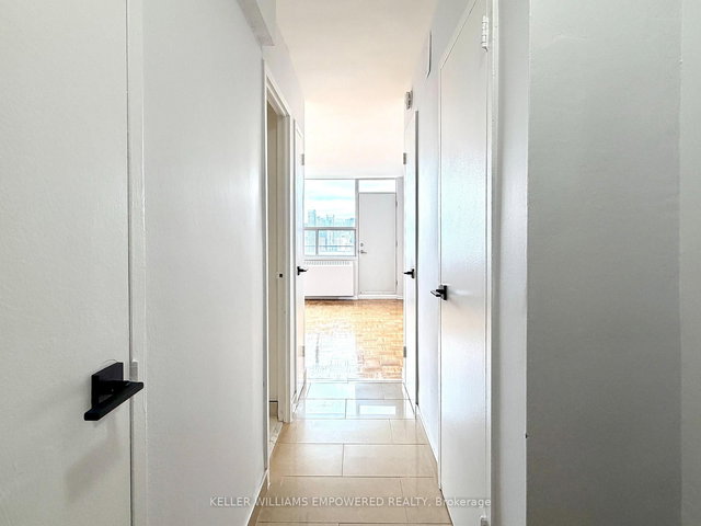 2510 - 225 Davisville Avenue