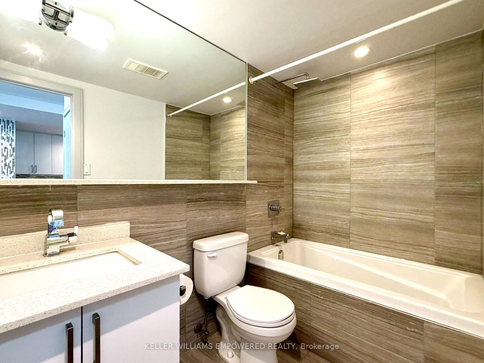 Condo for lease at 608-225 Davisville Avenue, Toronto, Ontario, M4S 1G9 - Mount Pleasant West - MLS: C13010594