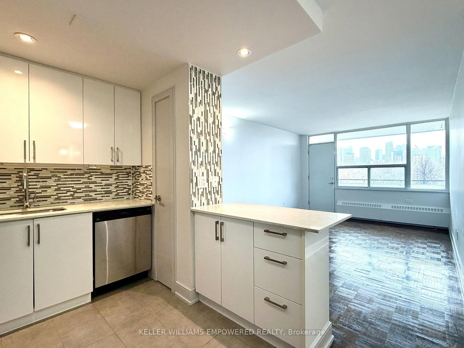 Condo for lease at 608-225 Davisville Avenue, Toronto, Ontario, M4S 1G9 - Mount Pleasant West - MLS: C13010594