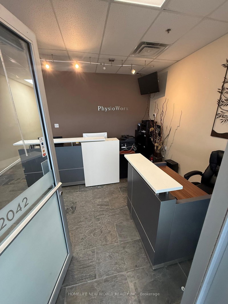 2042 Victoria Park Ave E, Toronto, M1R 1V2 | Image 2