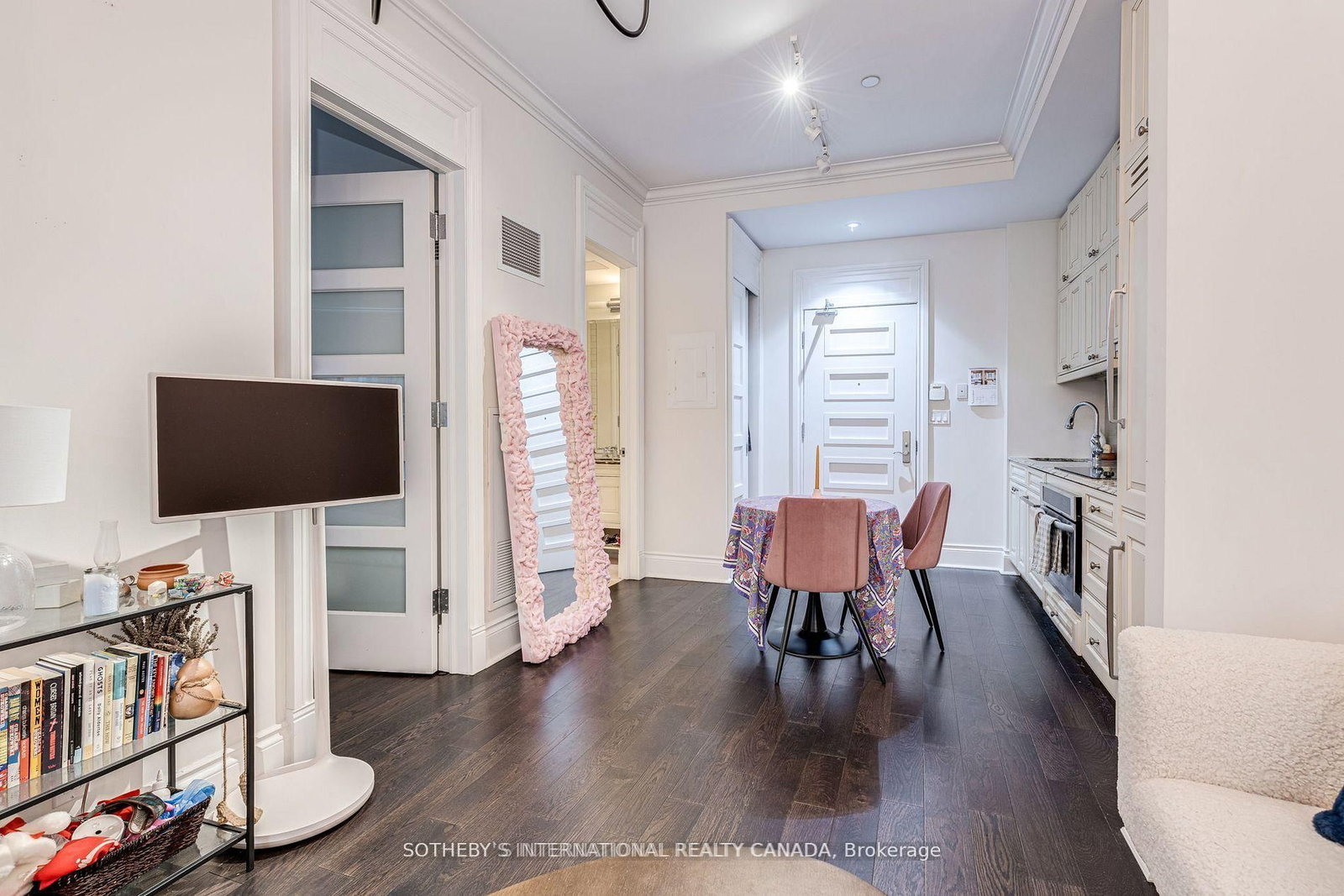 22 Leader Lane, Unit 325 - Photo 14